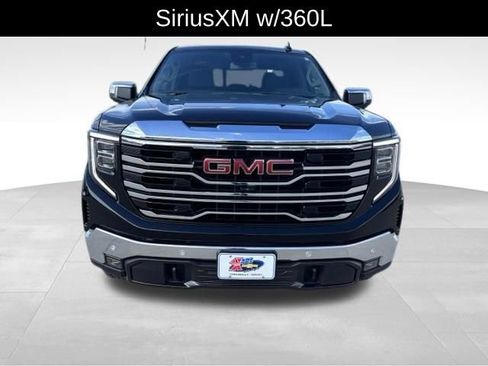 Used 2024 GMC Sierra 1500 SLT w/ SLT Premium Plus Package AWD/4WD image 10