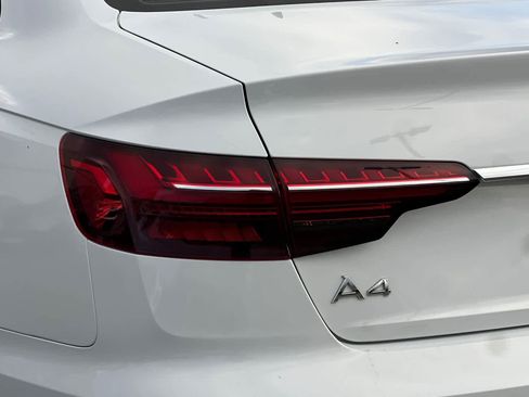 Used 2022 Audi A4 2.0T Premium Plus image 28