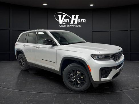 New 2026 Jeep Grand Cherokee Altitude image 1