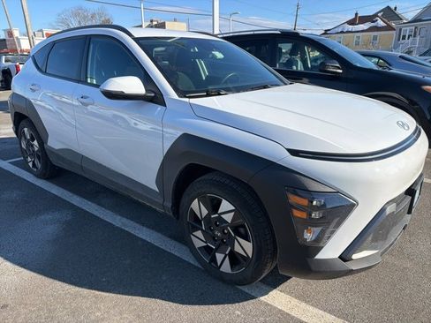 Used 2024 Hyundai Kona SEL image 1