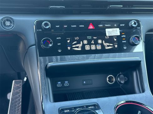 New 2026 Genesis GV80 3.5T e-SC image 32