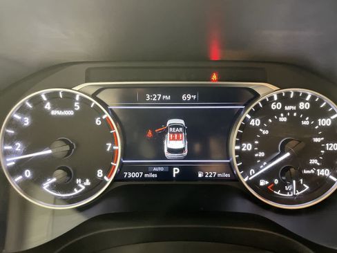 Used 2023 Nissan Rogue SV AWD/4WD image 17