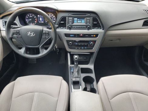 Used 2015 Hyundai Sonata SE image 9
