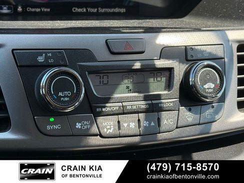 Used 2015 Honda Odyssey Touring image 18