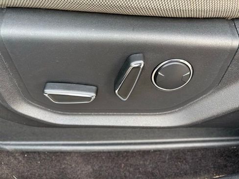 Used 2016 Ford F150 XLT w/ Equipment Group 302A Luxury image 15