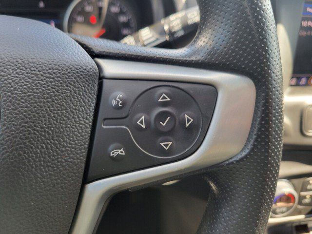 Used 2022 GMC Terrain SLE w/ Driver Convenience Package FWD image 18