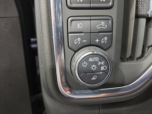 Used 2022 Chevrolet Silverado 3500 LTZ w/ Gooseneck/5TH Wheel Package AWD/4WD image 36