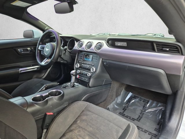 Used 2016 Ford Mustang GT RWD image 12