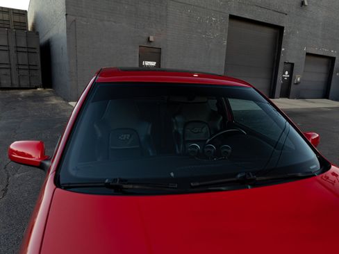 Used 2004 Volkswagen R32 image 7