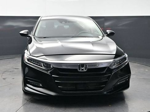 Used 2018 Honda Accord EX image 2