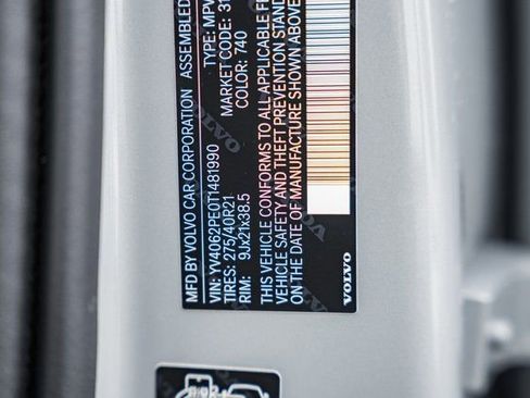 New 2026 Volvo XC90 B6 Plus w/ Protection Package Premier image 38