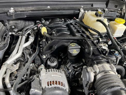 Used 2022 Jeep Gladiator Overland image 27