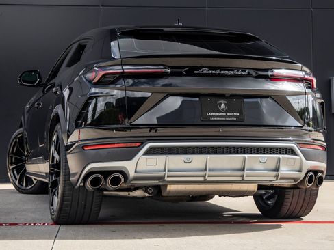 Used 2022 Lamborghini Urus AWD/4WD image 6