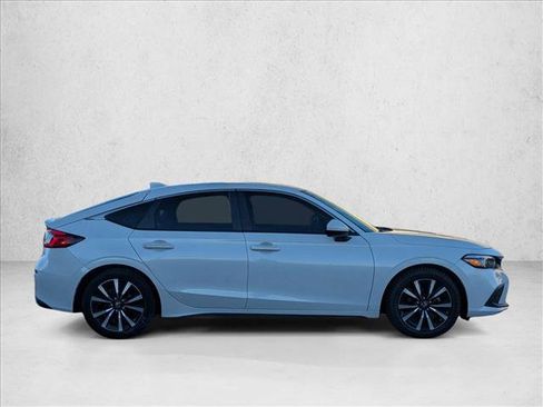 Used 2023 Honda Civic EX-L image 4