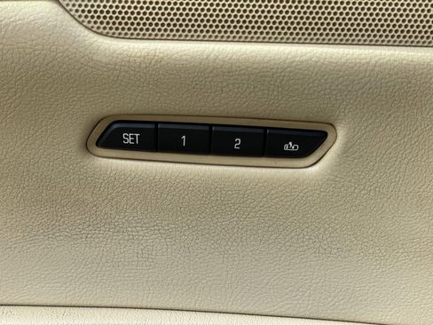 Used 2018 Cadillac XT5 Premium Luxury FWD image 36
