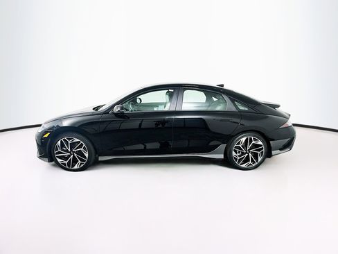 Used 2024 Hyundai Ioniq 6 SEL RWD image 4