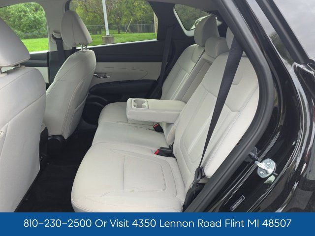 Certified 2025 Hyundai Tucson SEL AWD/4WD image 12