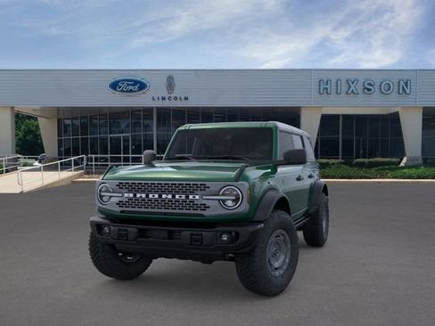 New 2025 Ford Bronco Badlands w/ Sasquatch Package image 2