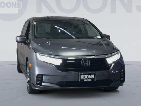 Used 2023 Honda Odyssey Touring image 4