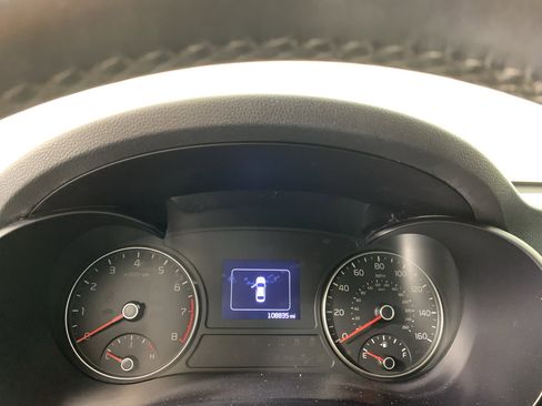 Used 2018 Kia Optima S image 23