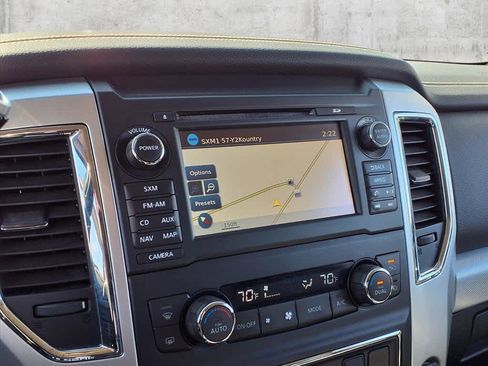 Used 2017 Nissan Titan PRO-4X image 15