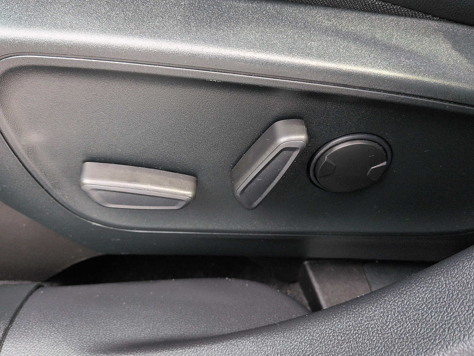 Used 2022 Ford Escape SEL AWD/4WD image 15