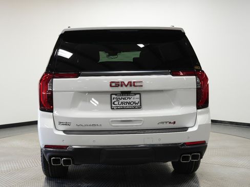 New 2026 GMC Yukon XL AT4 w/ AT4 Premium Plus Package AWD/4WD image 9