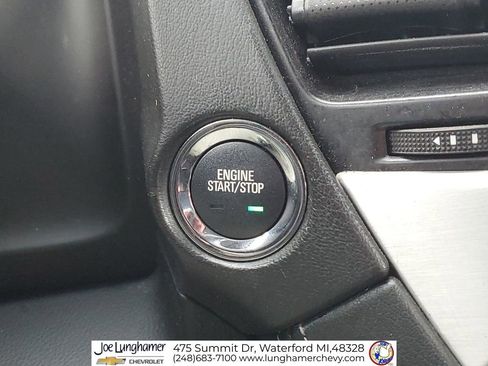 Used 2018 GMC Yukon XL SLT image 18