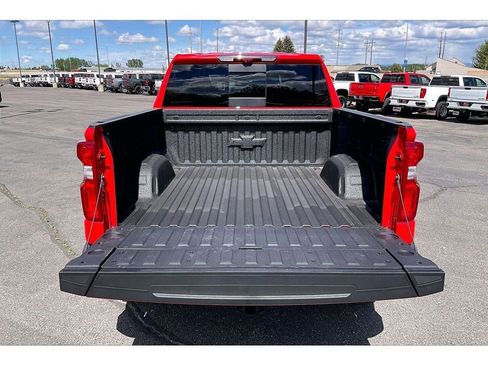 Used 2026 Chevrolet Silverado 1500 ZR2 w/ Dark Appearance Package AWD/4WD image 11