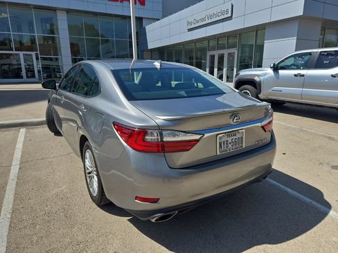 Used 2017 Lexus ES 350 w/ Accessory Package 2 FWD image 4