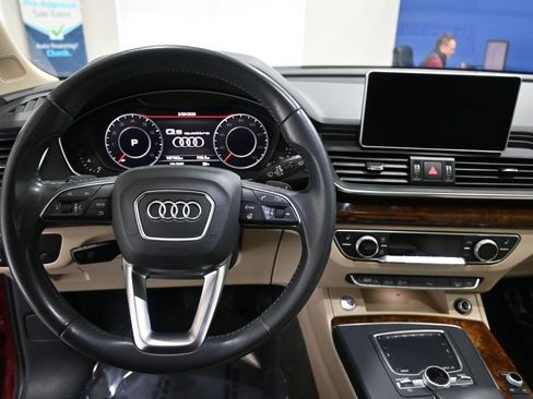 Used 2018 Audi Q5 2.0T Premium Plus w/ Premium Plus Package image 9