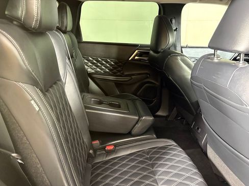 Used 2022 Mitsubishi Outlander SEL FWD image 17