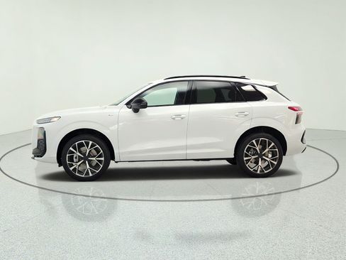 New 2026 Audi Q3 quattro 2.0T AWD/4WD image 8