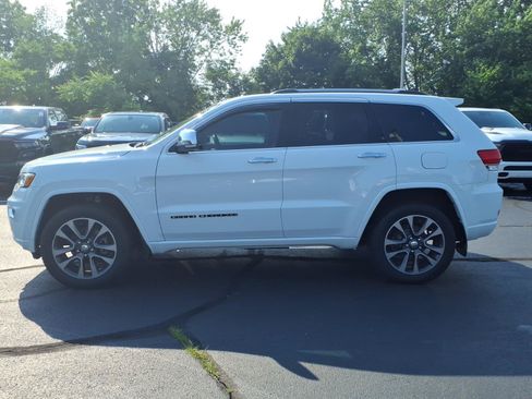 Certified 2018 Jeep Grand Cherokee Overland AWD/4WD image 4
