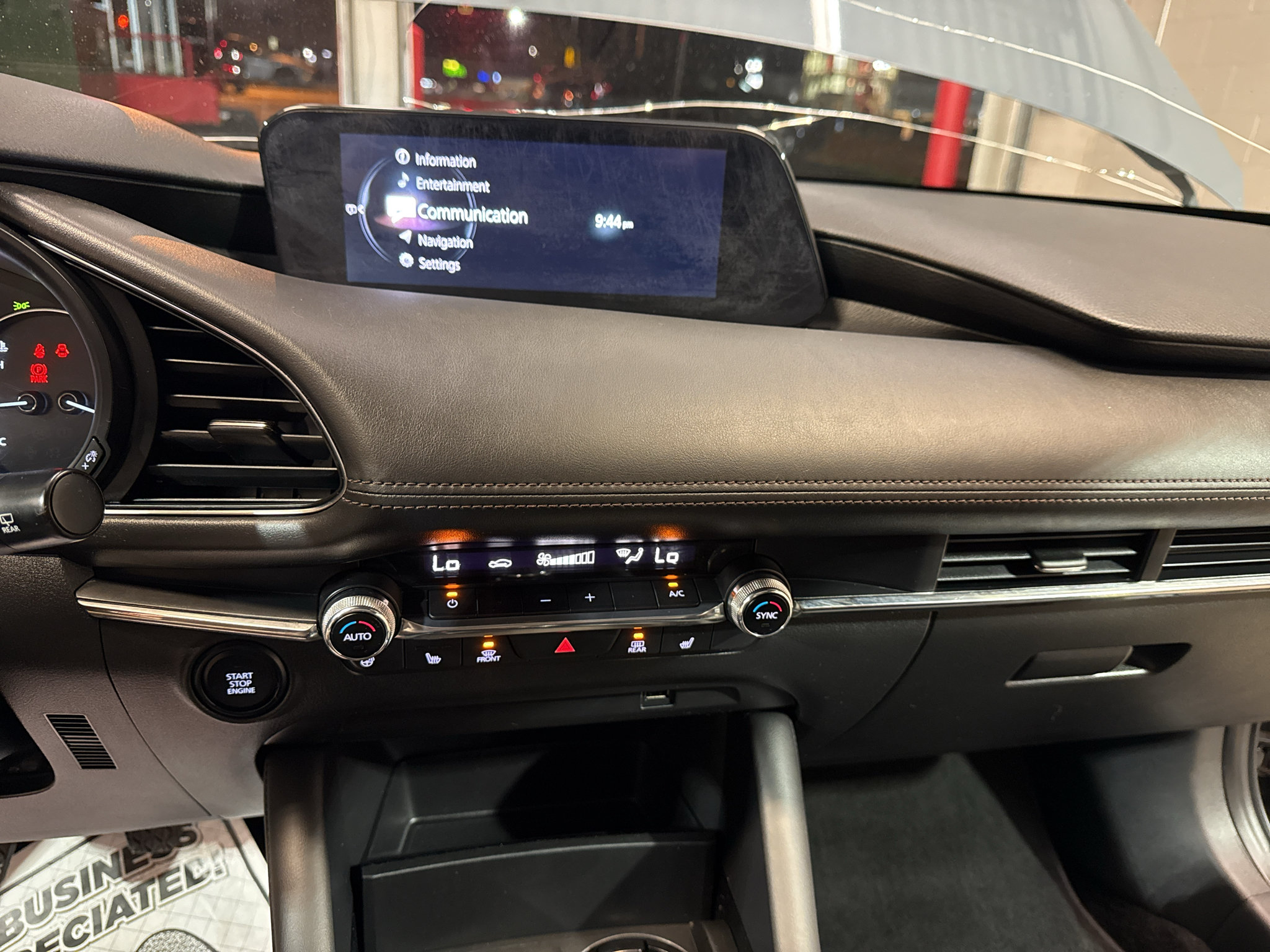 Used 2019 MAZDA MAZDA3 Hatchback w/ Preferred Package FWD image 20
