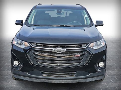 Used 2020 Chevrolet Traverse RS image 2