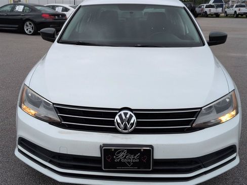 Used 2015 Volkswagen Jetta SE FWD image 8