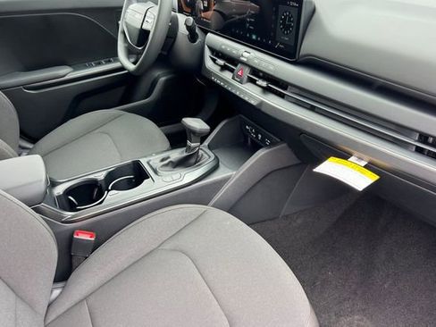 New 2026 Kia K4 LXS image 18