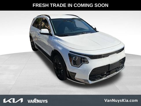 Used 2023 Kia Niro Wind image 2