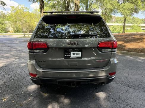 Used 2021 Jeep Grand Cherokee Trailhawk w/ Trailhawk Luxury Group AWD/4WD image 5