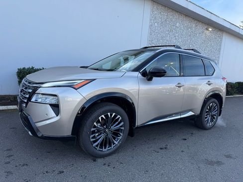 New 2026 Nissan Rogue Platinum w/ Platinum Premium Package image 2