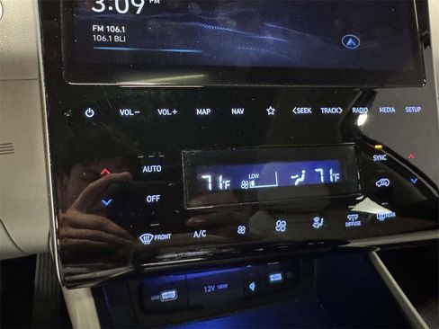 Used 2023 Hyundai Tucson Limited image 25