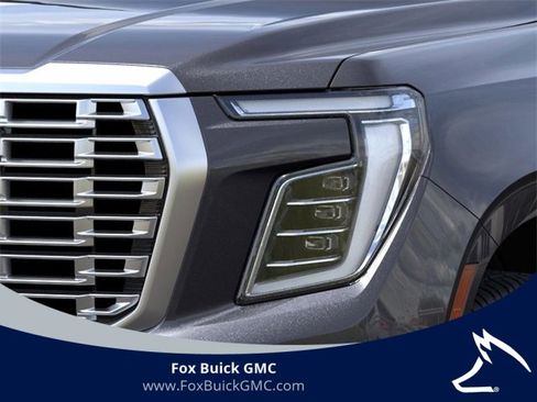 Used 2026 GMC Yukon XL Denali w/ Sun & Power Step Package image 10