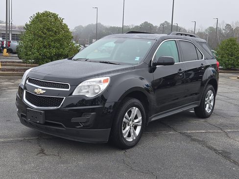 Used 2015 Chevrolet Equinox LT w/ Driver Convenience Package image 2