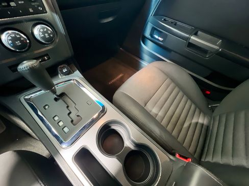 Used 2014 Dodge Challenger R/T image 25