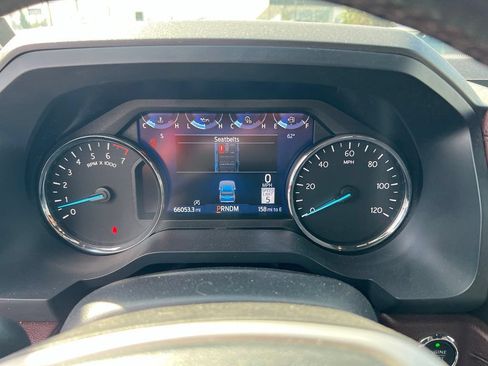 Used 2024 Ford Expedition Max Limited AWD/4WD image 18