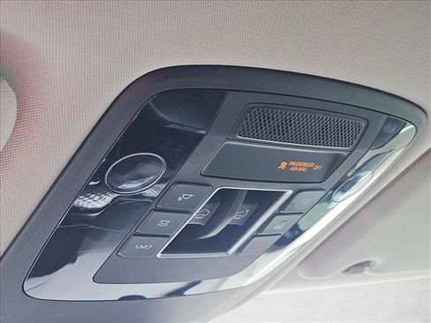 Used 2022 Kia Carnival SX Prestige FWD image 13