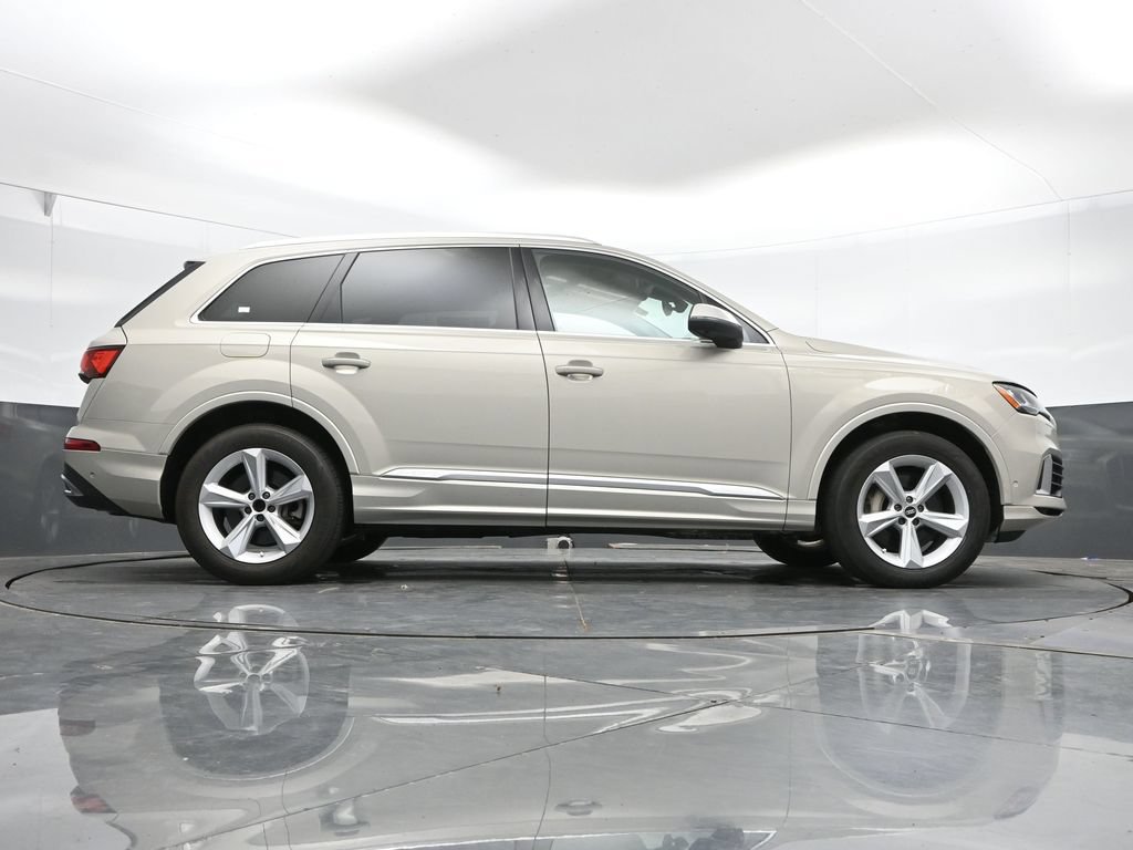 Used 2022 Audi Q7 2.0T Premium Plus w/ Premium Plus Package AWD/4WD image 43