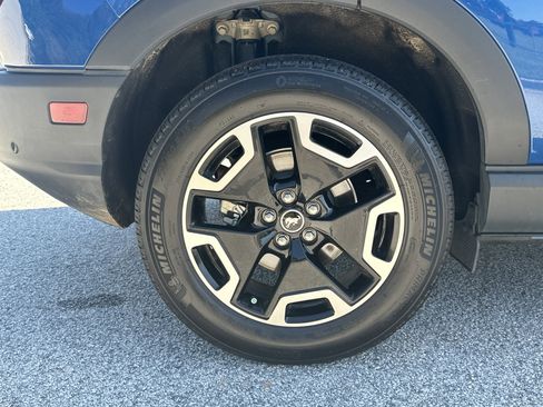 Used 2024 Ford Bronco Sport Outer Banks w/ Tech Package image 17