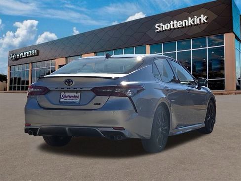 Used 2023 Toyota Camry XSE image 6